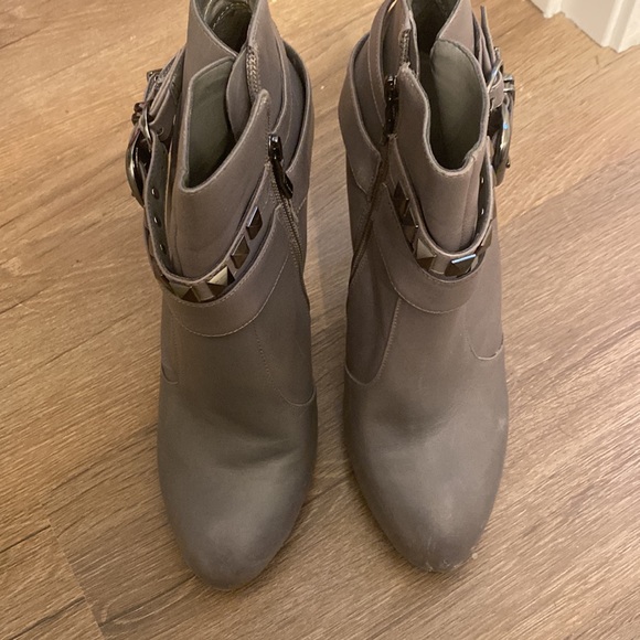 BCBGENERATION booties - Picture 2 of 7